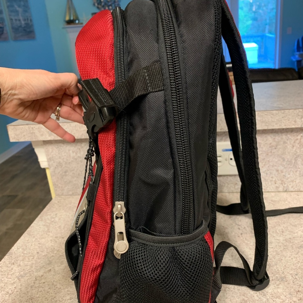 Targus Multi-Compartment Backpack - image 3